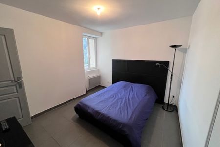 Appartement F3 duplex à louer à TOURNON SUR RHONE - Photo 4
