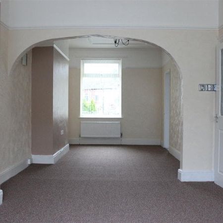 Gorsefield Road, Prenton - Photo 1