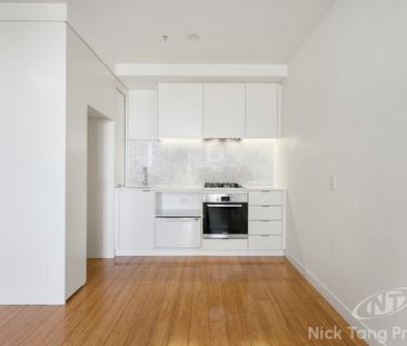 STREAMLINED STYLE IN BOX HILL HIGH ZONE - Photo 4