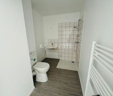 Location Appartement 1 pièce 17m² LE GRAND QUEVILLY 76120 - Photo 1