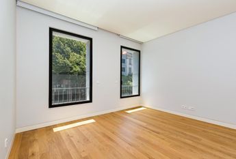 2 Bedroom Apartment with a view, Largo do Rato, Lisboa