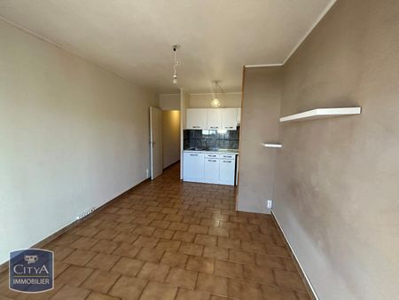 Location Appartement 1 pièce 23m² MARSEILLE 9ème - Photo 4