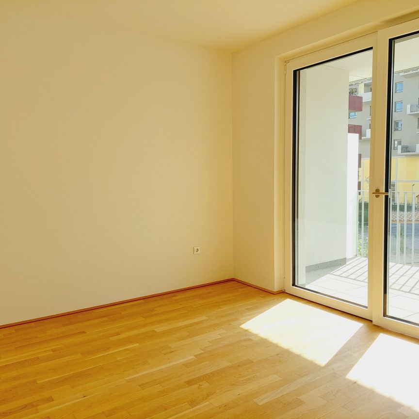 Helle 2-Zimmer-Wohnung mit Balkon & Loggia im Grünen – 22. Bezirk, Adelheid-Popp-Gasse - Photo 1