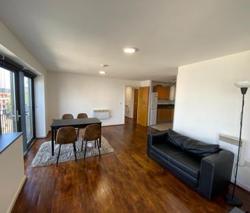 2 bedroom flat to rent - Photo 1