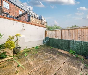 3 bedroom terraced house to rent - Photo 6