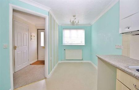 Flax Row, North Street, Crewkerne, Somerset, TA18 - Photo 3