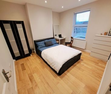 Room in a Shared House, Mayday Road, CR7 - Photo 4