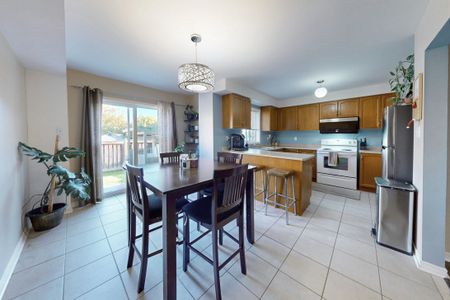 For Lease - 420 Hobbs Crescent, Milton, Ontario - Photo 5