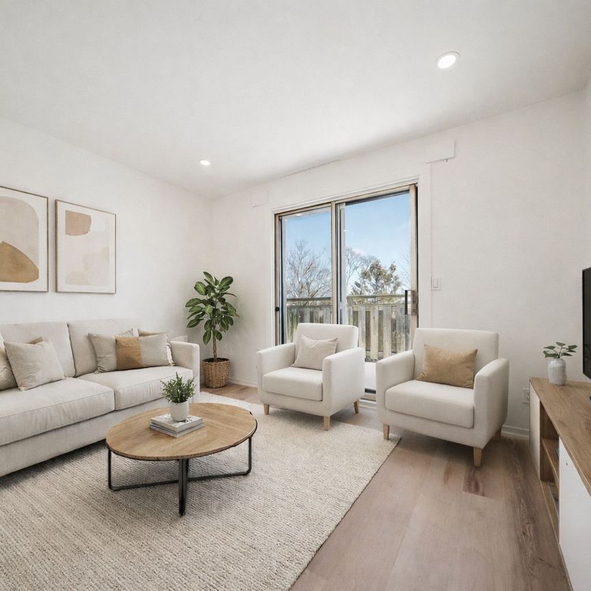 For Lease - 343 Greenwood Avenue Unit# Third Floor, Toronto, Ontario - Photo 1