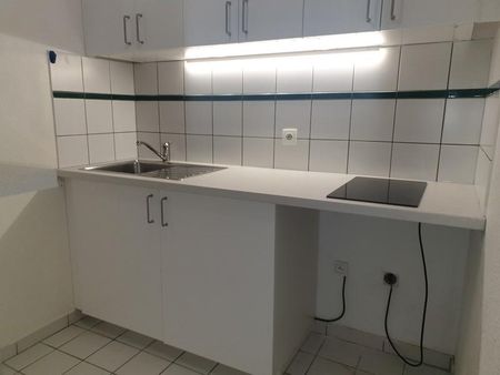 Appartement à Louer à LILLE 710 € - Photo 5