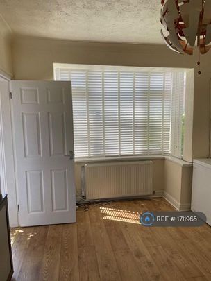2 bedroom semi-detached house to rent - Photo 1