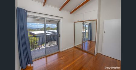 3 BEDROOM HOME WITH BEAUFITUL VIEWS!! - Photo 3