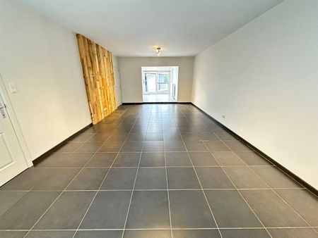 Gerenoveerde woning met tuin, terras, garage en 3 slaapkamers in Tongeren - Photo 5