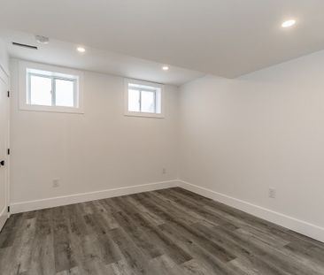 For Lease - 18 Tudor Crescent, Barrie, Ontario - Photo 3