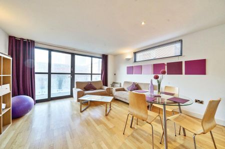 2 bedroom flat to rent - Photo 4