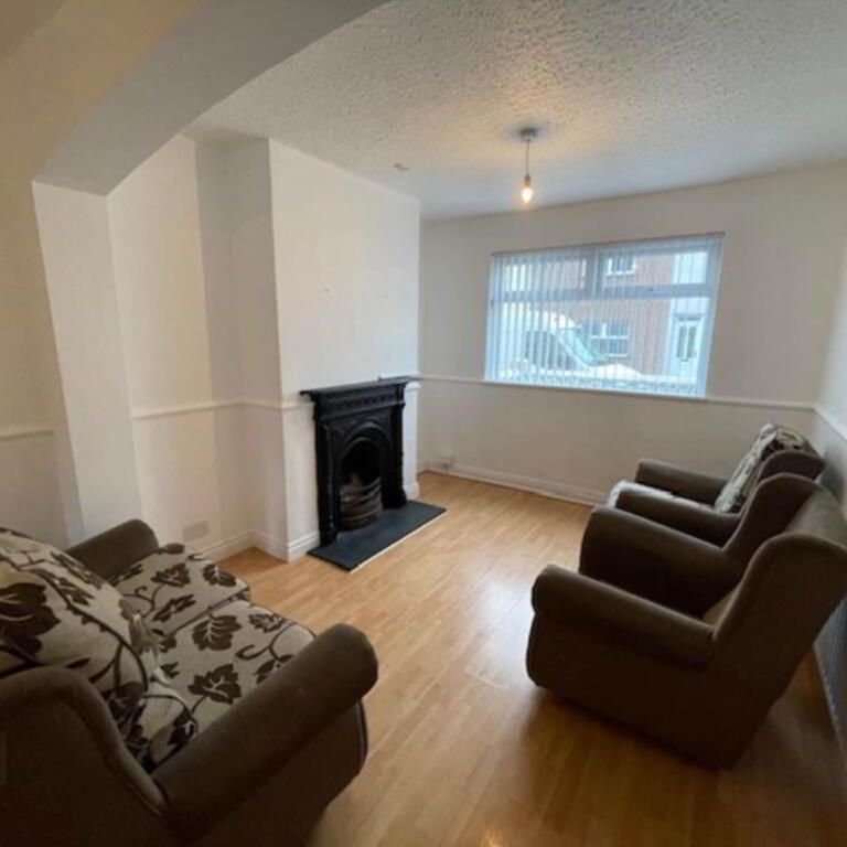 27 Queen Street, Portadown, Craigavon, BT62 3BB - Photo 1