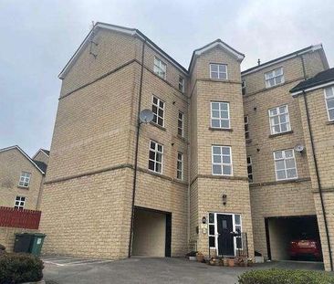 Woodsley Fold, Thornton, Bradford, BD13 - Photo 1