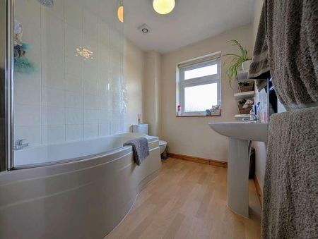 Bridge Farm, Ewyas Harold, HR2 - Photo 2