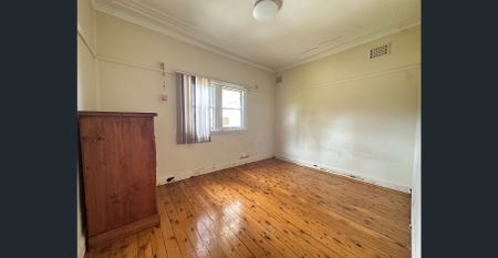 IDEAL LIFESTYLE LIVING! - Photo 3