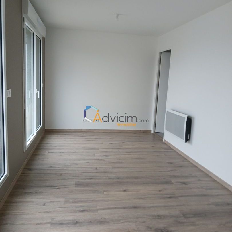 F 1 RECENT de 30.70 M² avec TERRASSE - Photo 1