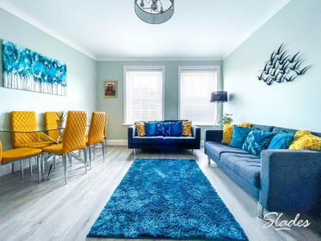 3 bedroom apartment to rent - Photo 2