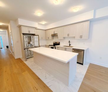 For Lease - 18 McAush Street, Barrie, Ontario - Photo 6