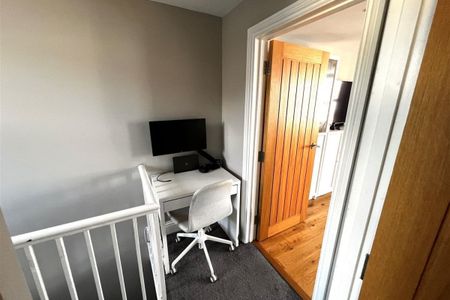 Temple Street - Photo 5