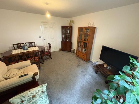 3 bedroom townhouse to rent - Photo 2