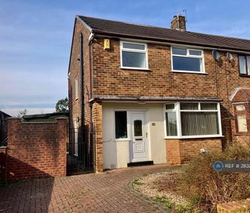 3 bedroom semi-detached house to rent - Photo 4