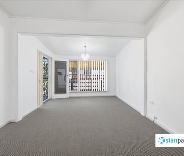 RENOVATED HOME!! - Photo 2