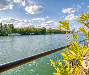 Péniche 6 pièces de 160 m² à Paris (75016) - Photo 1