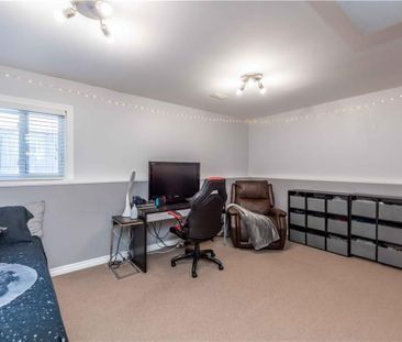 For Lease - 136 Donnenwerth Drive, Kitchener, Ontario - Photo 6