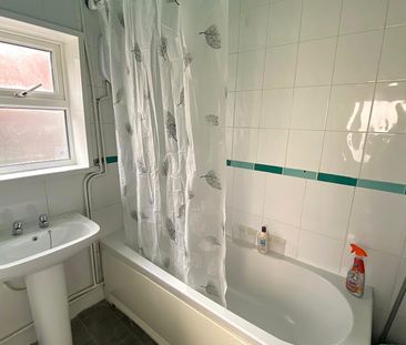 £925 PCM, Furnished One Bedroom Ground Floor Flat with Large Privat... - Photo 6