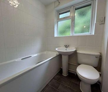 Cross Gates Close, Martins Heron, Bracknell, Berkshire, RG12 - Photo 2