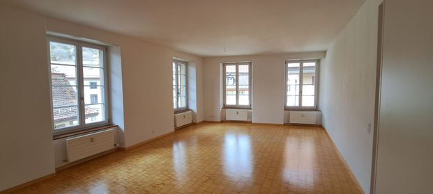 Bienne, 3-room apartment in the heart of the old town - Photo 1