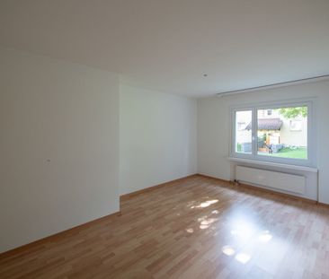 4.5-Zimmer-Wohnung im 1. Obergeschoss (ohne Lift) - sehr naturnahe ... - Photo 1