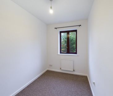 2 bedroom semi-detached house to rent - Photo 3