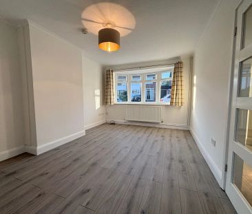 3 bed semi-detached house to rent in Ivybridge Road, Coventry, CV3 - Photo 2