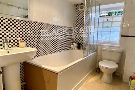 2 bedroom ground floor flat to rent - Photo 4