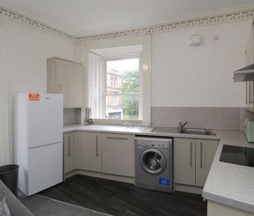1 bedroom in a flat share to rent - Photo 6