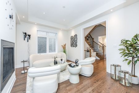 For Lease - 1288 Queens Plate Road, Oakville, Ontario - Photo 2