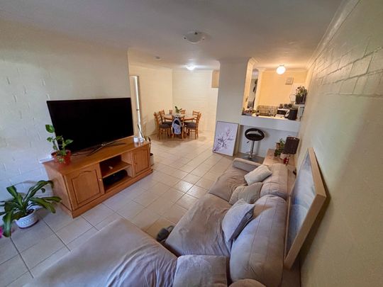 South Perth - Photo 1