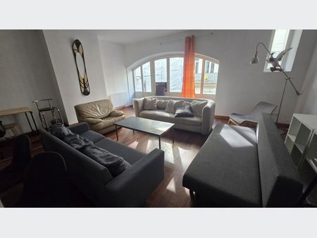 Appartement à Louer à LILLE 1440 € - Photo 2