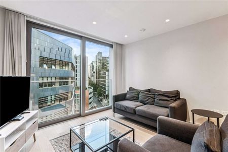 A beautifully presented one bedroom apartment in a waterside building with gym and concierge - Photo 3