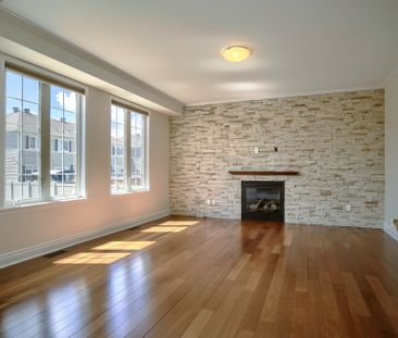 For Lease - 184 Cheyenne Way, Barrhaven, Ontario - Photo 2