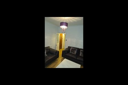 3 Bed Semi-Detached House, Whitehorse Lane, SE25 - Photo 3