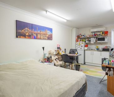 2/4 Ruby Street, Newmarket QLD 4051 - Townhouse For Rent | Domain - Photo 2