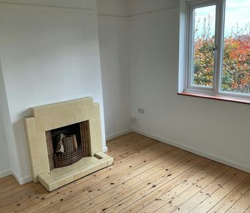 Semi-detached house to rent on - Photo 6