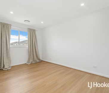 Beautiful 3 Bedroom Home - Great Location! - Photo 4
