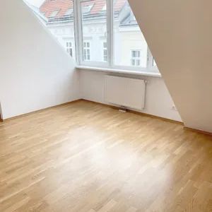 Wohnen in der Josefstadt - Schöne Balkonwohnung mit idealen Grundriss! - Photo 3